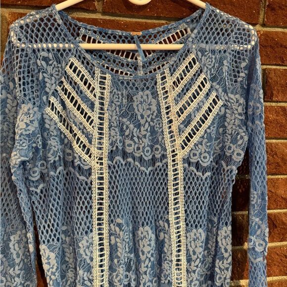 Free People Blue Long Sleeve Lace Sheath Cover-Up - Picture 3 of 10